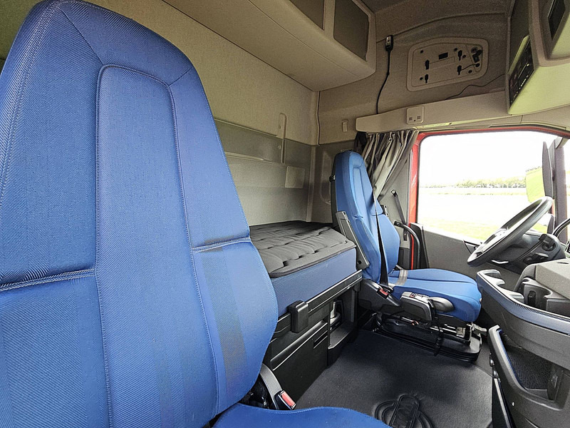 Gjysmë-kamion Volvo FH 460 XL 6X2 I-SAVE LED: foto 15