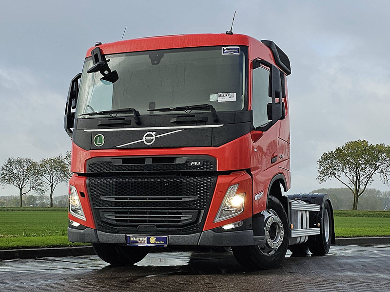 Volvo FM 430 ADR - Gjysmë-kamion: foto 1 Volvo FM 430 ADR - Gjysmë-kamion: foto 1