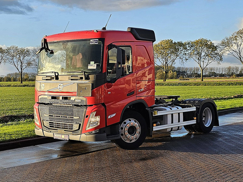 Volvo FM 430 ADR - Gjysmë-kamion: foto 2 Volvo FM 430 ADR - Gjysmë-kamion: foto 2