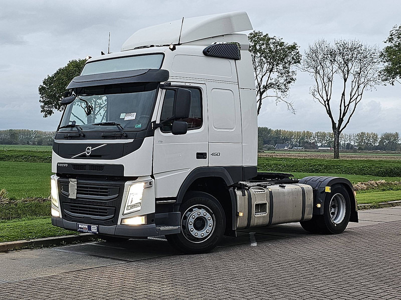 Volvo FM 450 GLOBETROTTER ADR - Gjysmë-kamion: foto 2 Volvo FM 450 GLOBETROTTER ADR - Gjysmë-kamion: foto 2