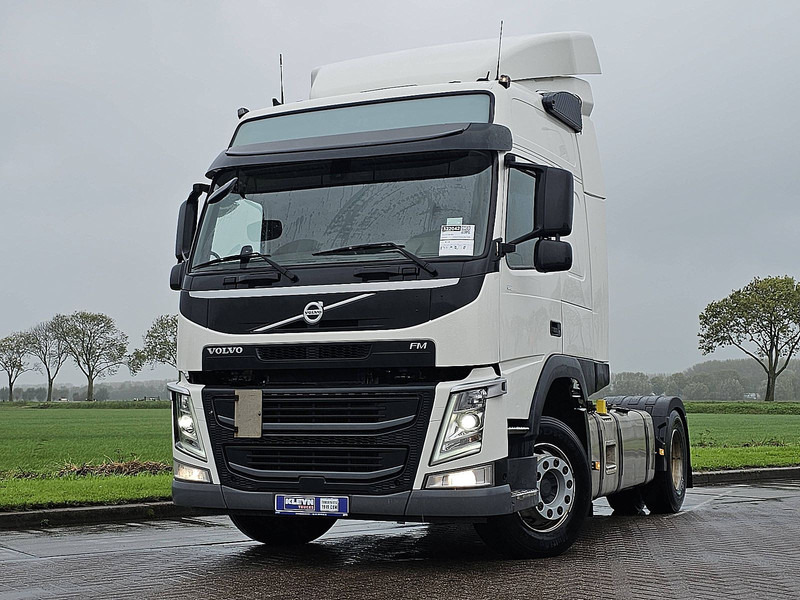 Volvo FM 460 GLOBETROTTER ADR - Gjysmë-kamion: foto 1 Volvo FM 460 GLOBETROTTER ADR - Gjysmë-kamion: foto 1