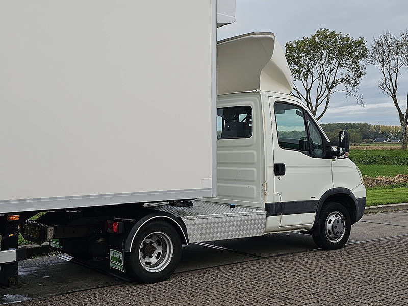 Iveco Daily 40C18 - Furgon frigorifer: foto 3 Iveco Daily 40C18 - Furgon frigorifer: foto 3
