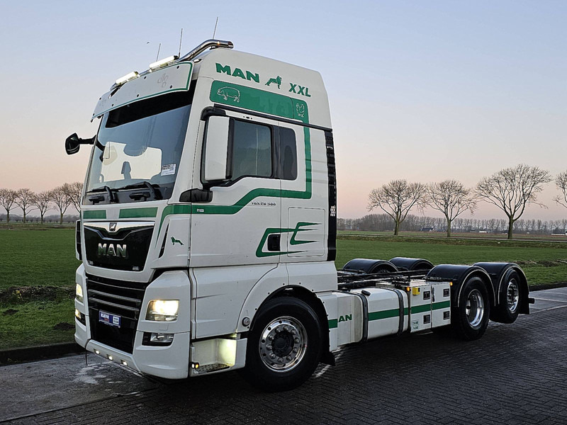 MAN 26.500 TGX XXL 6X2-4 LL WB420 - Kamion kabinë-shasi: foto 2 MAN 26.500 TGX XXL 6X2-4 LL WB420 - Kamion kabinë-shasi: foto 2