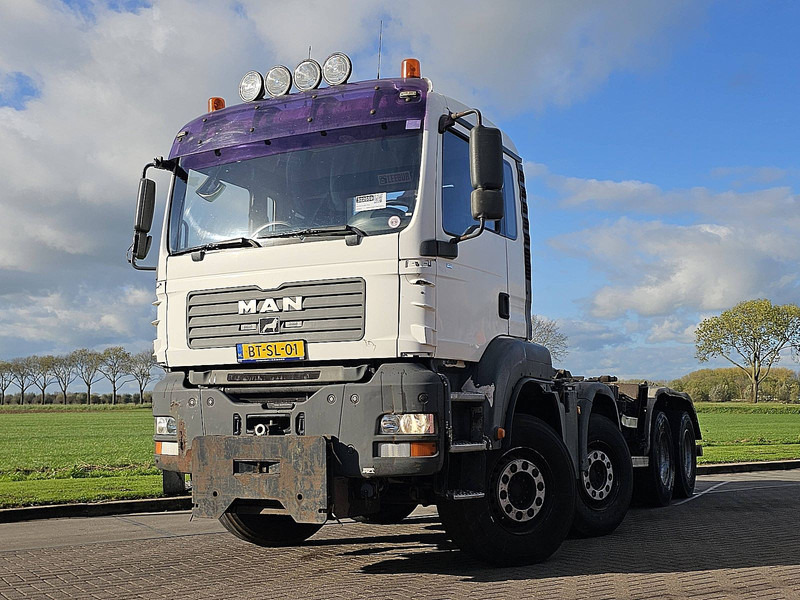 MAN 41.400 TGA - Kamion vetëngarkues: foto 1 MAN 41.400 TGA - Kamion vetëngarkues: foto 1