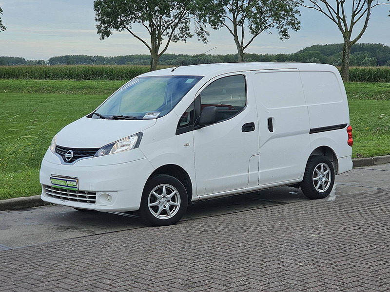 Nissan nv 200 Airco 2x Zijdeur NAP - Furgon i vogël: foto 2 Nissan nv 200 Airco 2x Zijdeur NAP - Furgon i vogël: foto 2