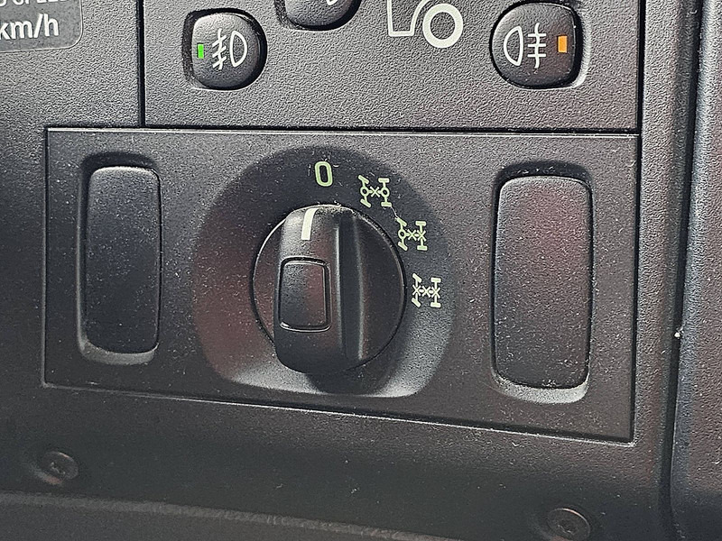 Kamion frigorifer Scania P370 4X4 EXPEDITION TRUCK: foto 14 Kamion frigorifer Scania P370 4X4 EXPEDITION TRUCK: foto 14