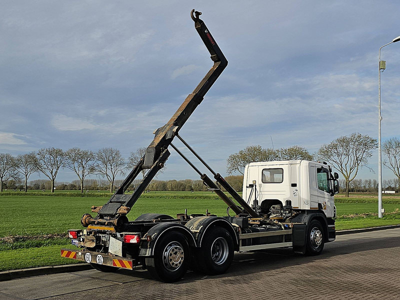 Scania P410 Multilift - Kamion vetëngarkues: foto 3 Scania P410 Multilift - Kamion vetëngarkues: foto 3