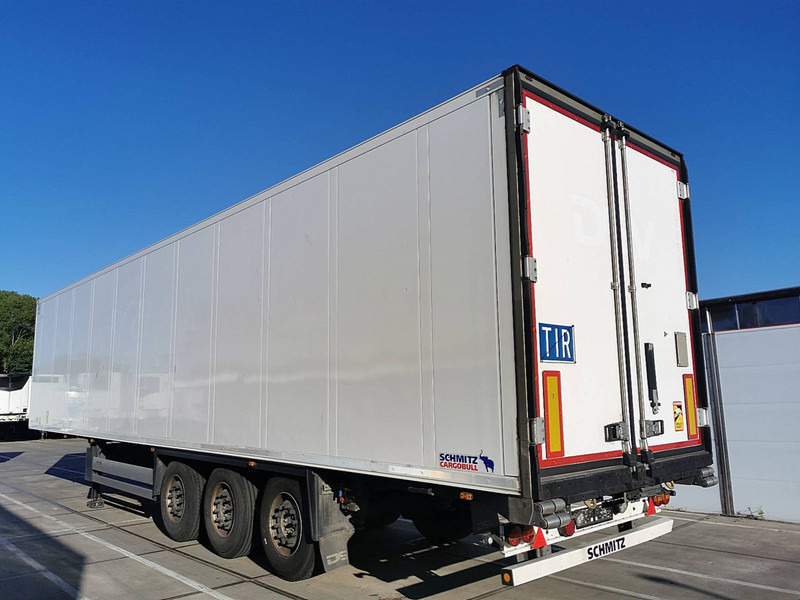 Schmitz Cargobull SKO 24 FP 45 COOL THERMOKING SLXI300 - Gjysmë rimorkio frigorifer: foto 5 Schmitz Cargobull SKO 24 FP 45 COOL THERMOKING SLXI300 - Gjysmë rimorkio frigorifer: foto 5