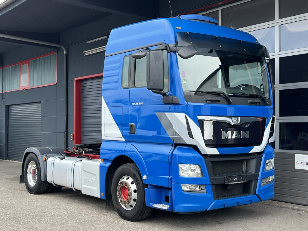 MAN TGX 18.500 ComfortShift Standklima NAVI 2x PTO - Gjysmë-kamion: foto 1 MAN TGX 18.500 ComfortShift Standklima NAVI 2x PTO - Gjysmë-kamion: foto 1