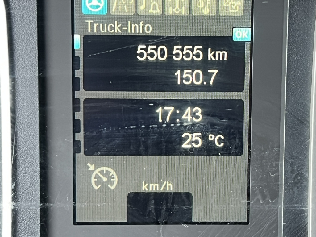 Mercedes-Benz Atego 818 Klima AHK 6,05m Koffer LBW Tempomat - Kamioncine me kontinier: foto 4 Mercedes-Benz Atego 818 Klima AHK 6,05m Koffer LBW Tempomat - Kamioncine me kontinier: foto 4