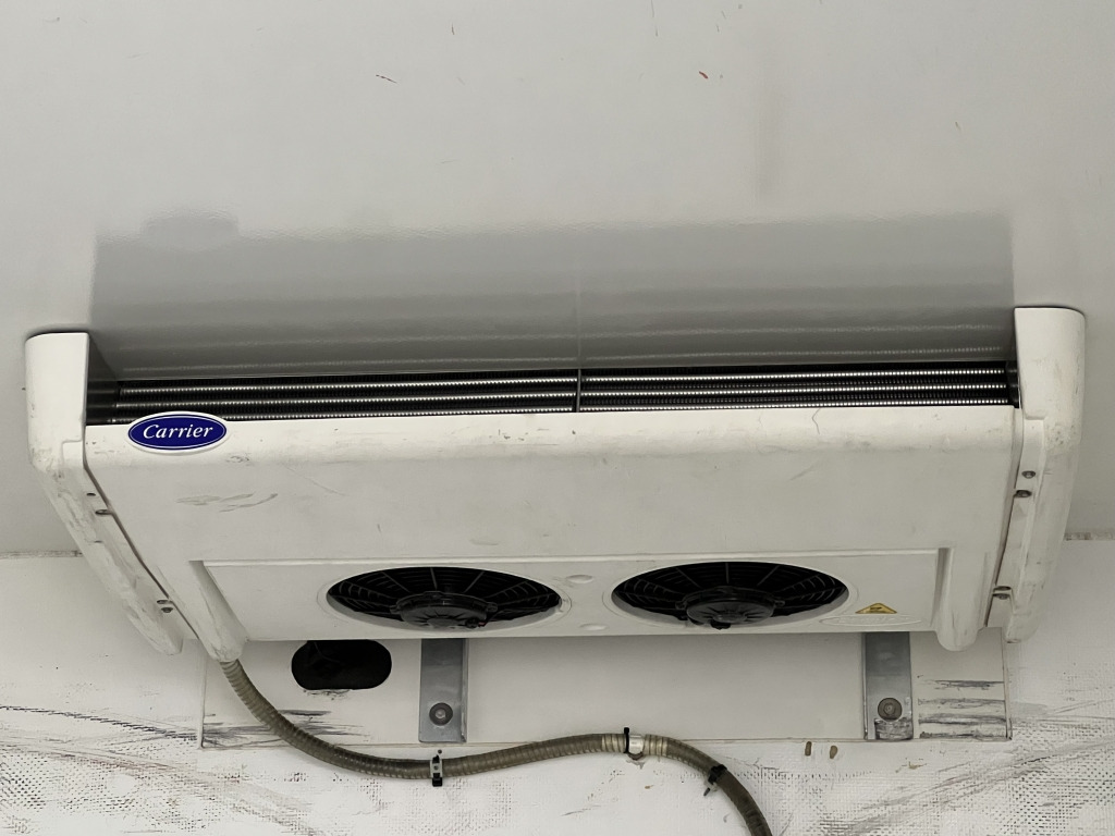 Mercedes-Benz Sprinter 316 CDI 4x4 3,4m CarrierViento Tiefkühl - Furgon frigorifer: foto 4 Mercedes-Benz Sprinter 316 CDI 4x4 3,4m CarrierViento Tiefkühl - Furgon frigorifer: foto 4