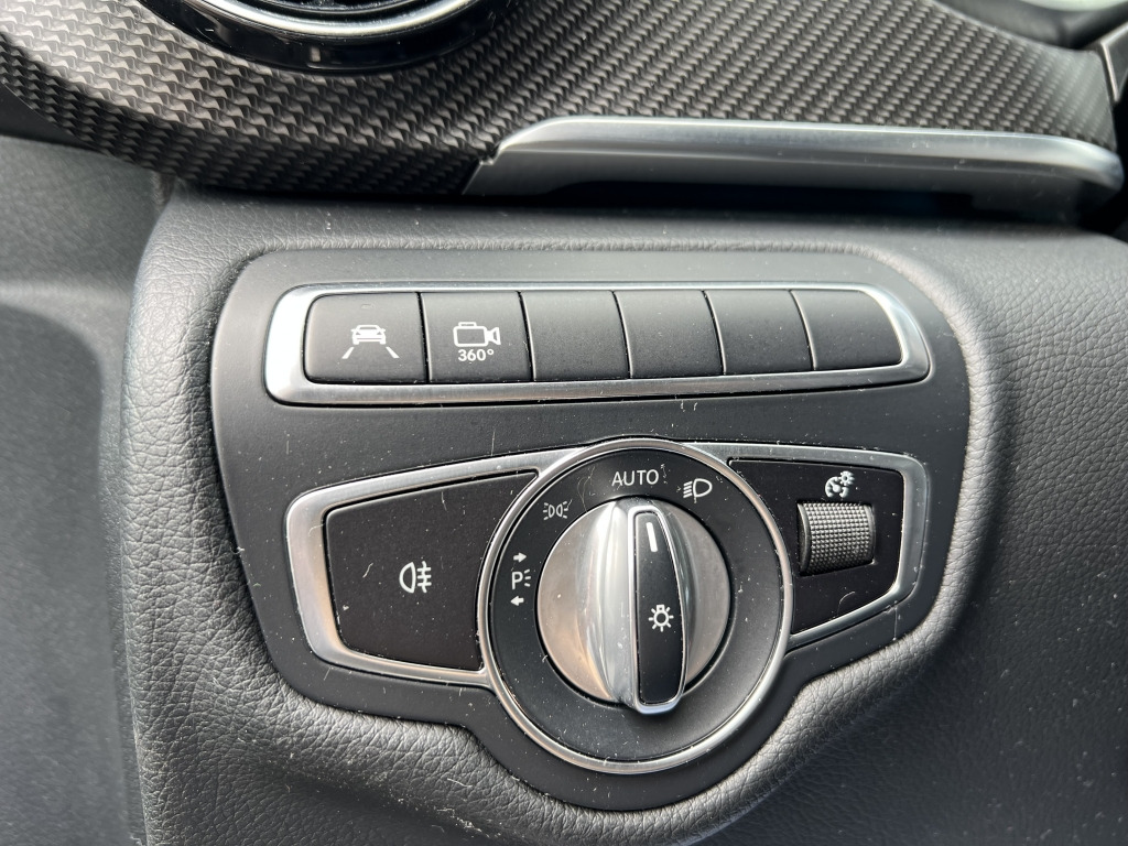 Mercedes-Benz V 300 d AVANTGARDE AMG line kompakt Burmester - Veturë: foto 2 Mercedes-Benz V 300 d AVANTGARDE AMG line kompakt Burmester - Veturë: foto 2