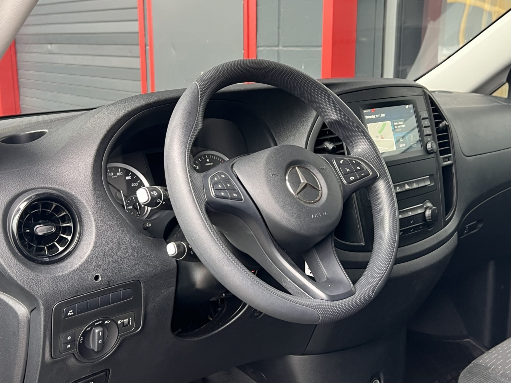 Mercedes-Benz Vito 114 CDI Tourer Pro lang Klima NAVI 9-Sitzer - Makinë me portobagazh: foto 3 Mercedes-Benz Vito 114 CDI Tourer Pro lang Klima NAVI 9-Sitzer - Makinë me portobagazh: foto 3