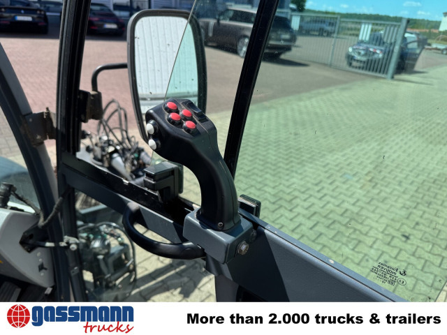 Hako Multicar Citymaster 2000 3B Kehrmaschine 4x2 - Makinë fshirëse për rrugët: foto 5 Hako Multicar Citymaster 2000 3B Kehrmaschine 4x2 - Makinë fshirëse për rrugët: foto 5