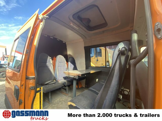 Iveco Daily 35S12 2,3 HPI 4x2, 8 Sitzplätze - Kamioncine dopio kabinë: foto 3 Iveco Daily 35S12 2,3 HPI 4x2, 8 Sitzplätze - Kamioncine dopio kabinë: foto 3