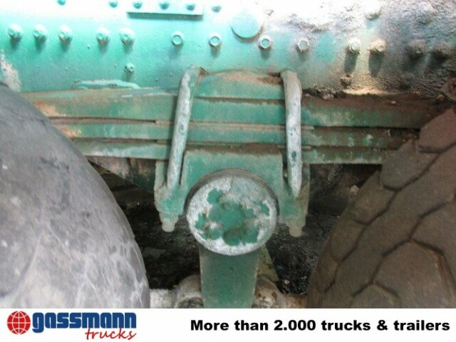 MAN 33.292 8x4 BB, 6-Zylinder - Autobetoniere pompë betoni: foto 3 MAN 33.292 8x4 BB, 6-Zylinder - Autobetoniere pompë betoni: foto 3