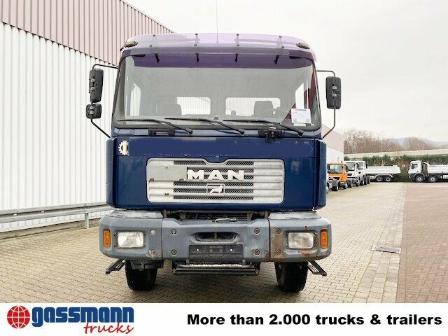 MAN T40 26.364/414 6x4, 6-Zylinder - Kamion kabinë-shasi: foto 4 MAN T40 26.364/414 6x4, 6-Zylinder - Kamion kabinë-shasi: foto 4