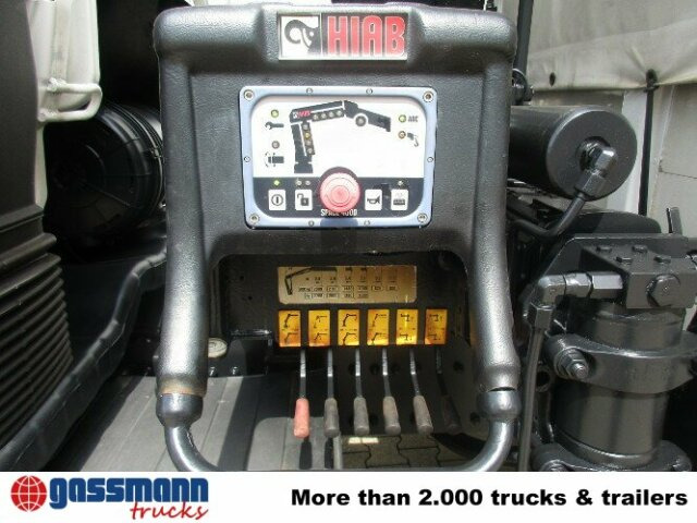 MAN TGL 12.240BL 4x2, mit Kran Hiab 088 mit Funk - Kamion me tendë, Kamion me vinç: foto 2 MAN TGL 12.240BL 4x2, mit Kran Hiab 088 mit Funk - Kamion me tendë, Kamion me vinç: foto 2