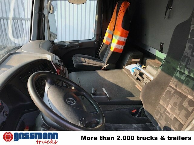 Mercedes-Benz Actros 1841 L 4x2, Esterer Tankaufbau ca. - Autobot: foto 5 Mercedes-Benz Actros 1841 L 4x2, Esterer Tankaufbau ca. - Autobot: foto 5