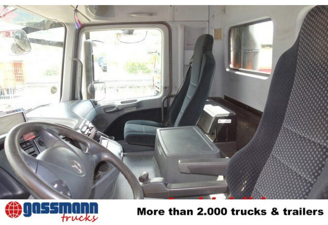 Mercedes-Benz Actros 2551L/6x2, Lenk-Liftachse V 8 Motor - Kamion kabinë-shasi: foto 3 Mercedes-Benz Actros 2551L/6x2, Lenk-Liftachse V 8 Motor - Kamion kabinë-shasi: foto 3