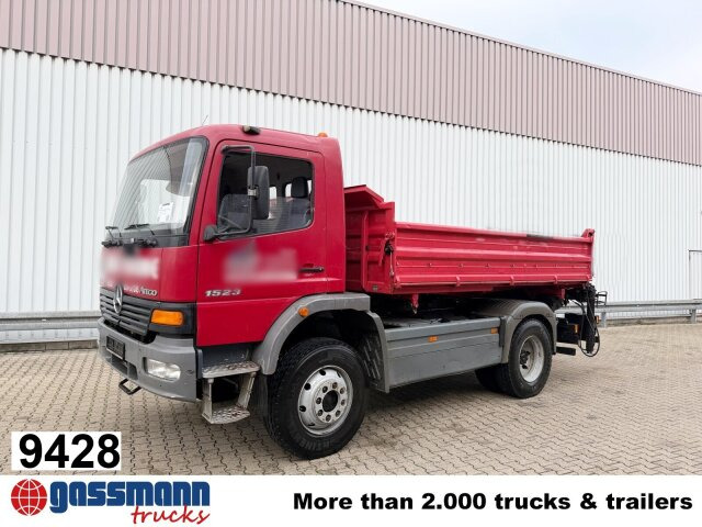 Mercedes-Benz Atego 1523 AK 4x4 - Kamion vetëshkarkues: foto 1 Mercedes-Benz Atego 1523 AK 4x4 - Kamion vetëshkarkues: foto 1