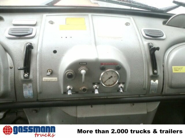 Mercedes-Benz LAK 1924 4x4 TLF, Feuerwehr - Zjarrfikëse: foto 4 Mercedes-Benz LAK 1924 4x4 TLF, Feuerwehr - Zjarrfikëse: foto 4