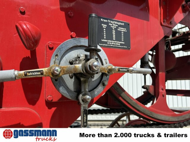 Mercedes-Benz LF 311 3250/3500 - Oldtimer Feuerwehrfahrzeug - Zjarrfikëse: foto 2 Mercedes-Benz LF 311 3250/3500 - Oldtimer Feuerwehrfahrzeug - Zjarrfikëse: foto 2