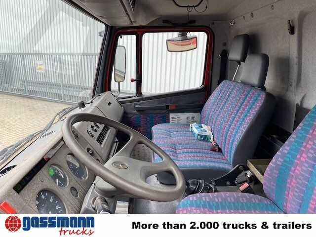 Mercedes-Benz LK 814 F 4x2, Ziegler RW1, 6-Zylinder Motor - Zjarrfikëse: foto 5 Mercedes-Benz LK 814 F 4x2, Ziegler RW1, 6-Zylinder Motor - Zjarrfikëse: foto 5