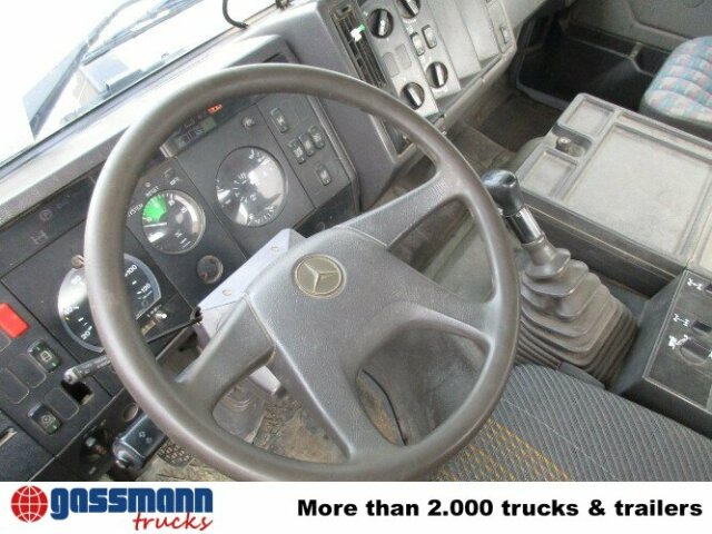 Mercedes-Benz SK 1824 AK 4x4 - Kamion vetëshkarkues: foto 4 Mercedes-Benz SK 1824 AK 4x4 - Kamion vetëshkarkues: foto 4