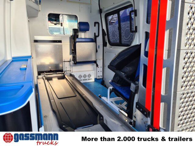 Mercedes-Benz Sprinter 313 CDI 4x2, EEV, Krankenwagen - Furgon: foto 5 Mercedes-Benz Sprinter 313 CDI 4x2, EEV, Krankenwagen - Furgon: foto 5