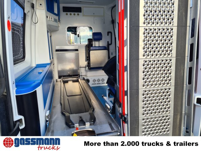 Mercedes-Benz Sprinter 313 CDI 4x2, EEV, Krankenwagen - Furgon: foto 4 Mercedes-Benz Sprinter 313 CDI 4x2, EEV, Krankenwagen - Furgon: foto 4