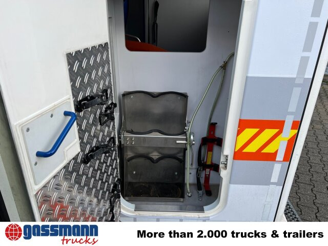 Mercedes-Benz Sprinter 313 CDI 4x2, Rettungswagen - Furgon: foto 2 Mercedes-Benz Sprinter 313 CDI 4x2, Rettungswagen - Furgon: foto 2