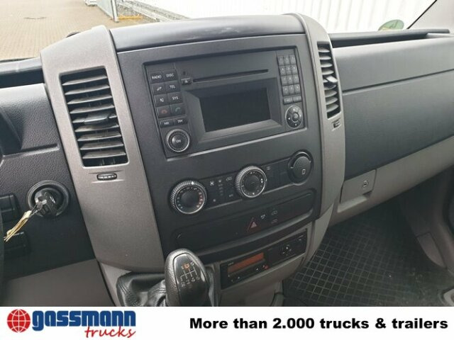 Mercedes-Benz Sprinter 313 KA 4x2 - Furgon: foto 2 Mercedes-Benz Sprinter 313 KA 4x2 - Furgon: foto 2