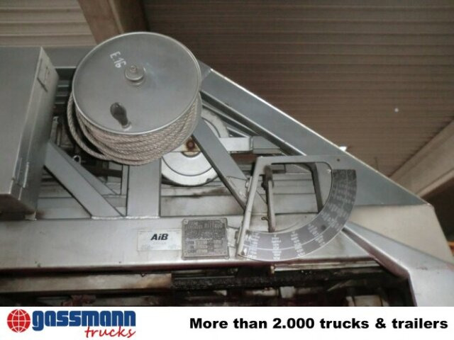 Renault G F231 4x2 - Zjarrfikëse: foto 3 Renault G F231 4x2 - Zjarrfikëse: foto 3