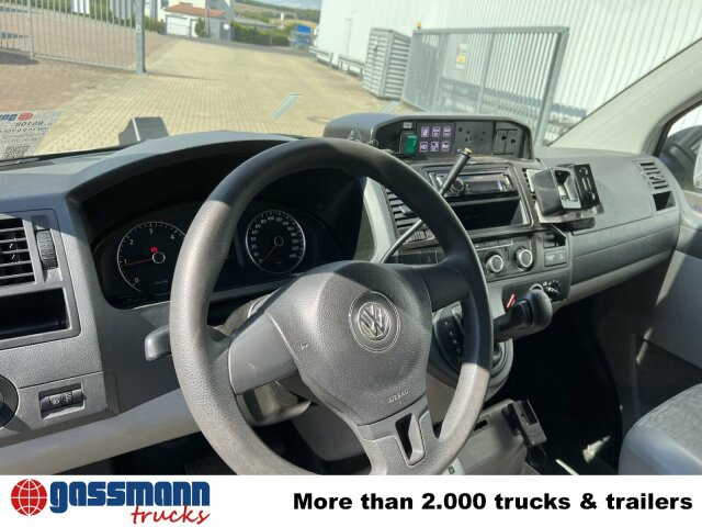 Volkswagen T5 2.0 TDI 4x2, Krankenwagen - Ambulancë: foto 4 Volkswagen T5 2.0 TDI 4x2, Krankenwagen - Ambulancë: foto 4