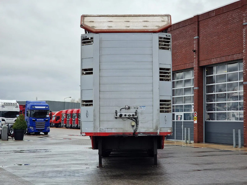 CUPPERS 3 deck livestock trailer - Water & Ventilation - Loadlift - Steering axle - Gjysmë rimorkio bagëtish: foto 3 CUPPERS 3 deck livestock trailer - Water & Ventilation - Loadlift - Steering axle - Gjysmë rimorkio bagëtish: foto 3