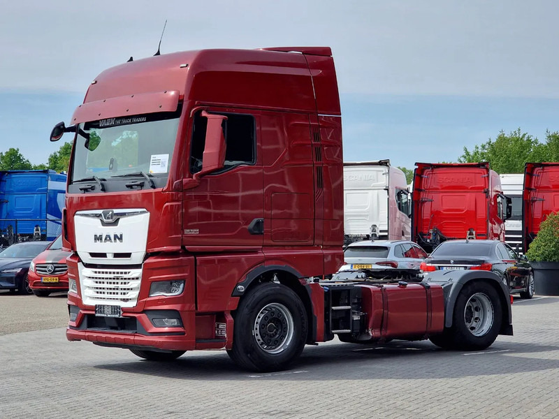 MAN TGX 18.510 4x2 - Retarder - Night clima - 2x tank - Navi - Full spoiler - Gjysmë-kamion: foto 3 MAN TGX 18.510 4x2 - Retarder - Night clima - 2x tank - Navi - Full spoiler - Gjysmë-kamion: foto 3