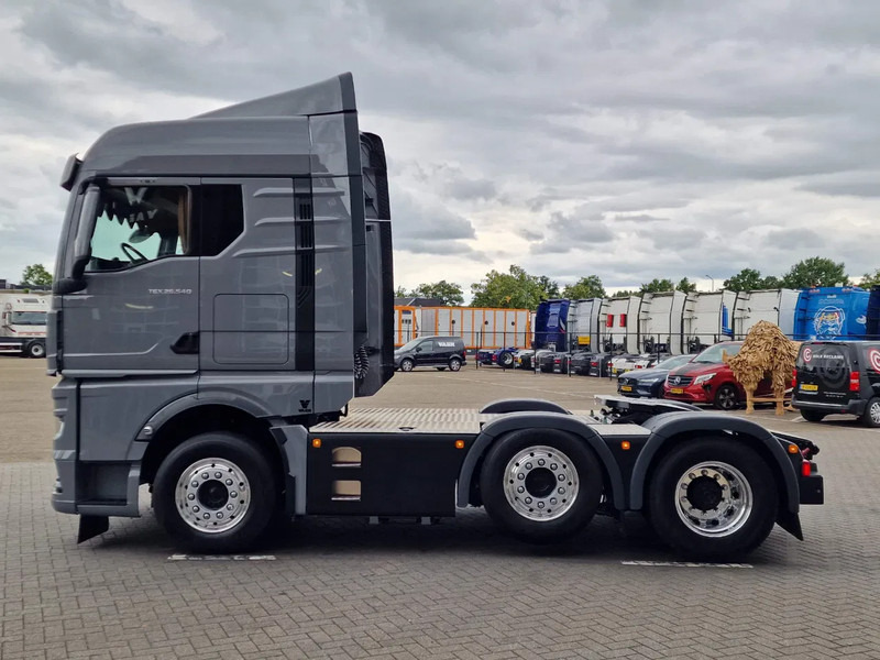 MAN TGX 26.540 6x2/4 - New - Retarder - PTO - Custom exterior - Chassis cover - NEW - Gjysmë-kamion: foto 4 MAN TGX 26.540 6x2/4 - New - Retarder - PTO - Custom exterior - Chassis cover - NEW - Gjysmë-kamion: foto 4