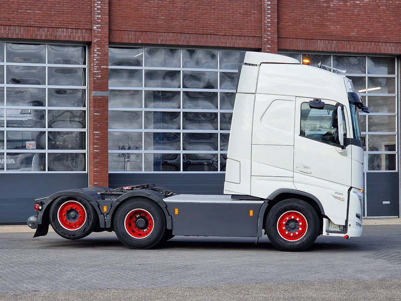 Volvo FH 13.500 Globetrotter 6x2 - I Save - 3.00 WB - PTO/Hydraulic - Full air - Custom interior - Gjysmë-kamion: foto 5 Volvo FH 13.500 Globetrotter 6x2 - I Save - 3.00 WB - PTO/Hydraulic - Full air - Custom interior - Gjysmë-kamion: foto 5