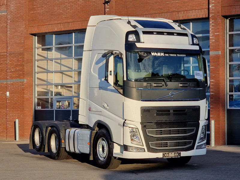 Volvo FH 13.500 Globetrotter XL 6x2 - Full air - 3.20 WB - MA VIN - Low KM - Leather - Gjysmë-kamion: foto 1 Volvo FH 13.500 Globetrotter XL 6x2 - Full air - 3.20 WB - MA VIN - Low KM - Leather - Gjysmë-kamion: foto 1