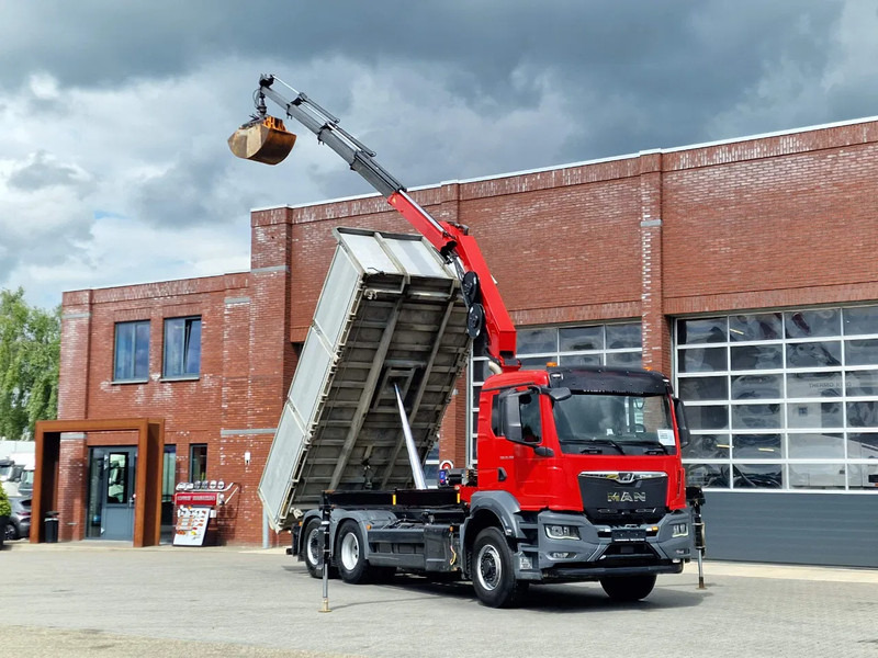 MAN TGS 26.360 6x4 Hydrodrive / Crane HMF1920K-RCS / 3 way tipper HMF / Low KM 110.700! - Kamion me vinç: foto 1 MAN TGS 26.360 6x4 Hydrodrive / Crane HMF1920K-RCS / 3 way tipper HMF / Low KM 110.700! - Kamion me vinç: foto 1