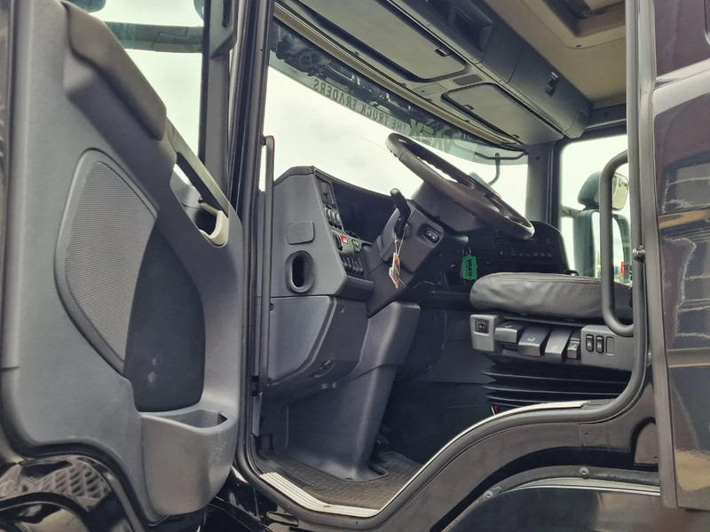Lizingu i Scania P280 6x2*4 - Box - Loadlift - Low KM - Steering axle - Euro 6 - Full air Scania P280 6x2*4 - Box - Loadlift - Low KM - Steering axle - Euro 6 - Full air: foto 12