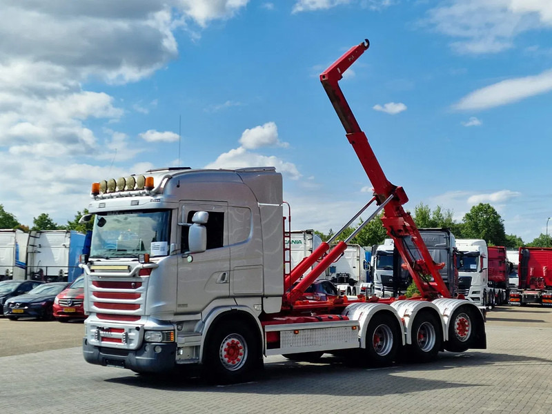 Scania R490 8x4*4 - HIAB XR24SL58 24T hooklift - Euro 6 - Full air - Steering axle - Kamion vetëngarkues: foto 5 Scania R490 8x4*4 - HIAB XR24SL58 24T hooklift - Euro 6 - Full air - Steering axle - Kamion vetëngarkues: foto 5