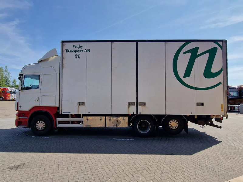 Scania R500 V8 Highline 6x2*4 - Box with side doors - Loadlift - Manual gearbox with retarder - Full air - Steering axle - Kamion vagonetë: foto 4 Scania R500 V8 Highline 6x2*4 - Box with side doors - Loadlift - Manual gearbox with retarder - Full air - Steering axle - Kamion vagonetë: foto 4