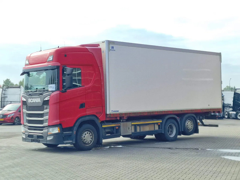 Scania S500 NGS Highline 6x2 - BDF - Full air - Loadlift - Box - Navi - Retarder - Transportjer kontejnerësh/ Kamion me karroceri të çmontueshme: foto 3 Scania S500 NGS Highline 6x2 - BDF - Full air - Loadlift - Box - Navi - Retarder - Transportjer kontejnerësh/ Kamion me karroceri të çmontueshme: foto 3
