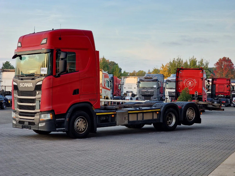 Scania S500 NGS Highline 6x2 - BDF - Full air - Navi - Retarder - Transportjer kontejnerësh/ Kamion me karroceri të çmontueshme: foto 3 Scania S500 NGS Highline 6x2 - BDF - Full air - Navi - Retarder - Transportjer kontejnerësh/ Kamion me karroceri të çmontueshme: foto 3