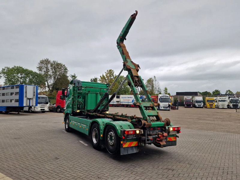 Volvo FH 13.440 6x2*4 - HIAB Hooklift 17T - Euro 5 - I shift - Steering axle - Kamion vetëngarkues: foto 5 Volvo FH 13.440 6x2*4 - HIAB Hooklift 17T - Euro 5 - I shift - Steering axle - Kamion vetëngarkues: foto 5