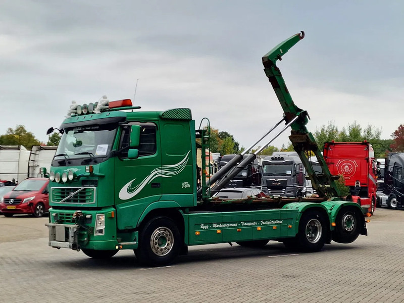 Volvo FH 13.440 6x2*4 - HIAB Hooklift 17T - Euro 5 - I shift - Steering axle - Kamion vetëngarkues: foto 3 Volvo FH 13.440 6x2*4 - HIAB Hooklift 17T - Euro 5 - I shift - Steering axle - Kamion vetëngarkues: foto 3