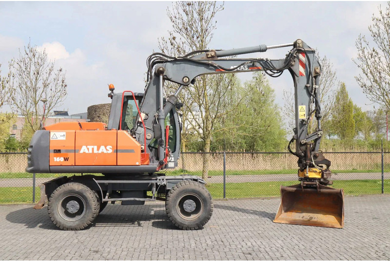 Atlas 160W | ROTOTILT | GRIPPER | BUCKET | DOZER BLADE - Ekskavator me goma: foto 4 Atlas 160W | ROTOTILT | GRIPPER | BUCKET | DOZER BLADE - Ekskavator me goma: foto 4
