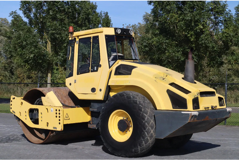 Bomag BW213 D-4 | LOW HOURS! | EVIB | GOOD CONDITION - Rul: foto 3 Bomag BW213 D-4 | LOW HOURS! | EVIB | GOOD CONDITION - Rul: foto 3
